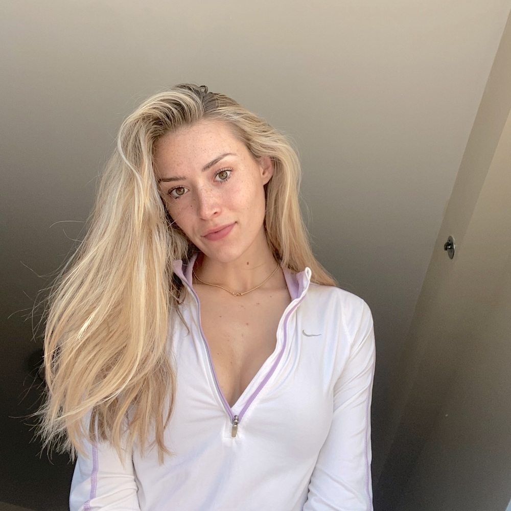 Nike form fitting 3/4 zip long sleeve!